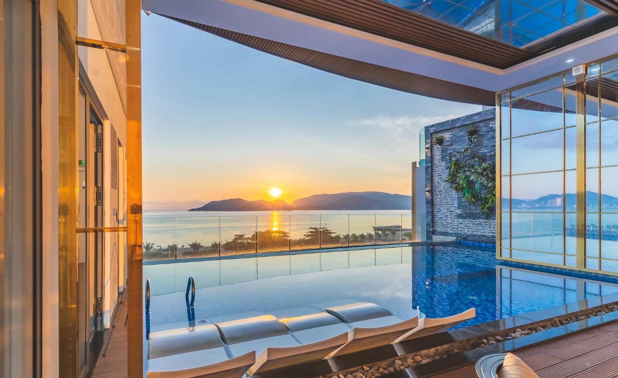 La Vague Hotel Nha Trang Eksteriør billede